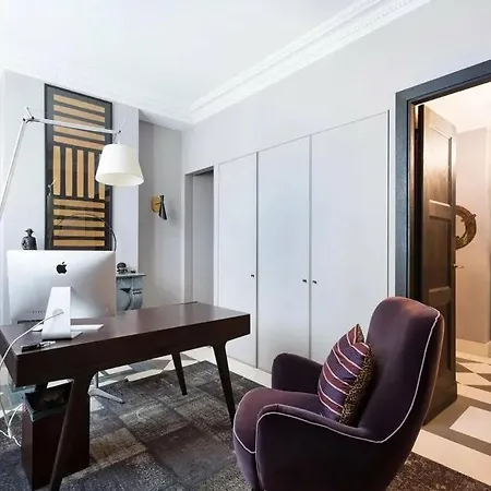 Διαμέρισμα 3br Carre Des Antiquaires - What'app - 0034-658-266-820 - For Reservations!
