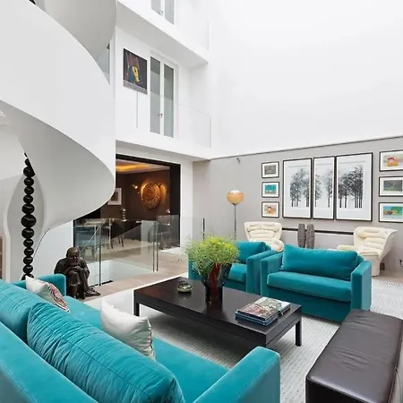 Διαμέρισμα 3br Carre Des Antiquaires - What'app - 0034-658-266-820 - For Reservations! *